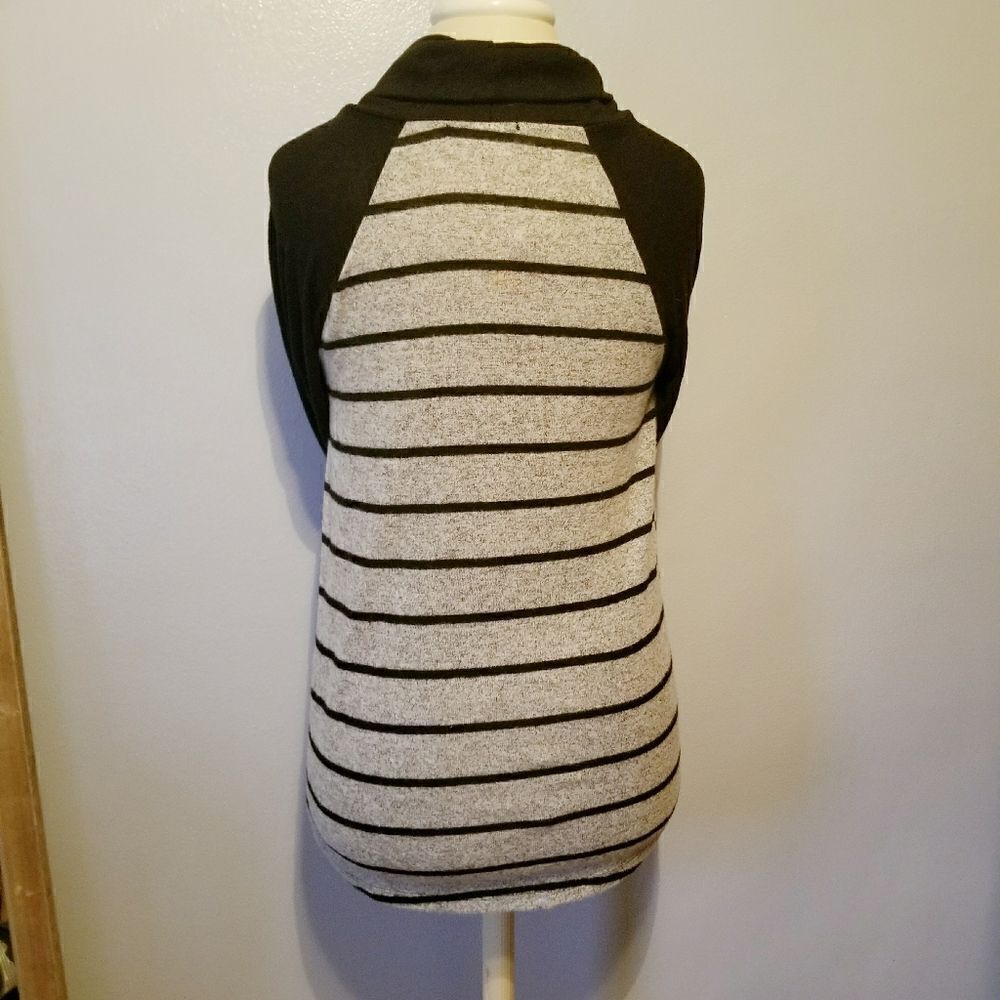 Snuggly Striped Tee - Picture 6 of 7